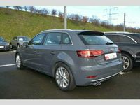 Gebraucht Audi A3 Sportback Sport 150 PS (110 kW) 2019 Grau metallic Kleinwagen