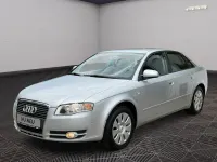 Gebraucht Audi A4 131 PS (96 kW) 2007 Silbersee/lichtsilber Limousine