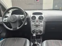 Używany Opel Corsa 87 KM (63 kW) 2011 Czarny Hatchback