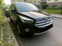 Usado Ford Kuga 175 HP (128 kW) 2019 Preto SUV