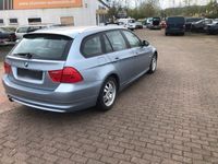 gebraucht BMW 320 i Kombi 1 HAND