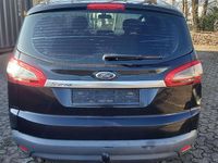 Gebraucht Ford S-MAX S 163 PS (119 kW) 2012 Schwarz Van / Kleinbus