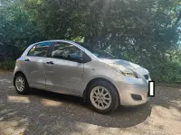 Gebraucht Toyota Yaris Cool 101 PS (74 kW) 2011 Silber Kleinwagen
