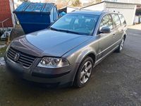 Gebraucht VW Passat 193 PS (141 kW) 2004 Grau Kombi