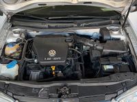 Gebraucht VW Golf III 103 PS (75 kW) 1998 Silber Limousine