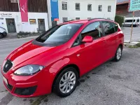 Gebraucht Seat Altea XL 105 PS (77 kW) 2011 Rot Van / Kleinbus