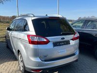 Gebraucht Ford Grand C-Max Titanium 125 PS (91 kW) 2015 Silber Van / Kleinbus
