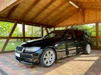 Brugt BMW 320 163 HK (119 kW) 2007 Sort Stationcar