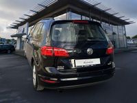 Gebraucht VW Golf VII Trendline 110 PS (80 kW) 2015 Schwarz Limousine