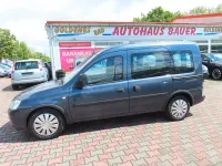 Gebraucht Opel Combo 75 PS (55 kW) 2006 Blau Van / Kleinbus