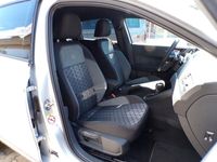 Neu VW Taigo R-line 116 PS (85 kW) 2025 Silber SUV