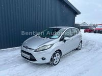 Gebraucht Ford Fiesta Trend 82 PS (60 kW) 2011 Silber Kleinwagen