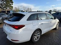 Gebraucht Seat Leon Style 131 PS (96 kW) 2022 Weiß Limousine