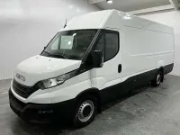 Używany Iveco Daily 156 KM (114 kW) 2024 Biały Van