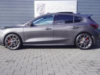 Gebraucht Ford Focus ST 280 PS (205 kW) 2023 Magneticgrau metallic Limousine