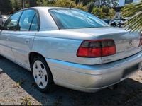 Second-hand Opel Omega 179 CP (131 kW) 2002 Argintiu Berlinǎ