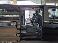 Neu Ford Tourneo Titanium 170 PS (125 kW) 2026 Schwarz Van / Kleinbus