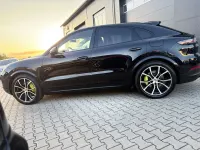 Gebraucht Porsche Cayenne E-Hybrid Coupe 340 PS (250 kW) 2020 Schwarz SUV