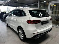 Gebraucht Mercedes B250 Progressive 224 PS (164 kW) 2019 Weiß Van / Kleinbus