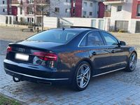 Gebraucht Audi A8 385 PS (283 kW) 2013 Blau Limousine