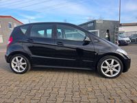 Gebraucht Mercedes A160 95 PS (69 kW) 2010 Kosmosschwarz  metalliclack Kleinwagen