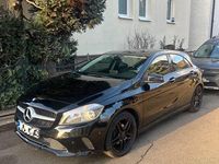 Gebraucht Mercedes A160 102 PS (75 kW) 2017 Schwarz Limousine