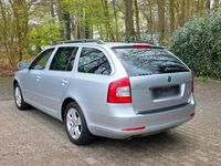 Gebraucht Skoda Octavia 105 PS (77 kW) 2013 Silber Kombi