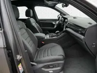 Gebraucht VW Touareg Edition 286 PS (210 kW) 2026 Siliziumgrau matt SUV