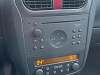 Gebraucht Opel Corsa Elegance 75 PS (55 kW) 2002 Silber Kleinwagen