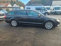 Gebraucht Skoda Superb Elegance 140 PS (102 kW) 2011 Schwarz Kombi