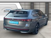 Gebraucht VW Passat R-line 193 PS (141 kW) 2025 Grau Kombi