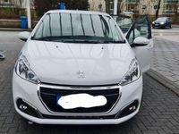 Gebraucht Peugeot 208 Active 68 PS (50 kW) 2017 Weiß Kleinwagen