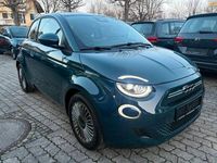 Neu Fiat 500 65 PS (47 kW) 2026 Grün Limousine