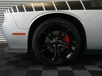 Gebraucht Dodge Challenger 373 PS (274 kW) 2021 Triple nickel clearcoat Coupé