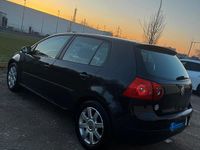 Gebraucht VW Golf V 116 PS (85 kW) 2005 Schwarz Kleinwagen