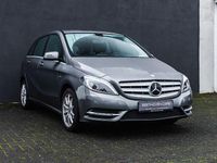 Gebraucht Mercedes B180 122 PS (89 kW) 2011 Grau Van / Kleinbus