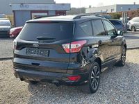 Gebraucht Ford Kuga ST-Line 150 PS (110 kW) 2019 Schwarz SUV