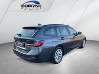 Gebraucht BMW 318 Advantage 150 PS (110 kW) 2022 Grau Kombi