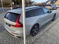 Gebraucht Volvo V60 Plus 197 PS (144 kW) 2023 Vapour grey / metallic Kombi