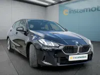 Gebraucht BMW 120 170 PS (125 kW) 2024 Schwarz Kleinwagen