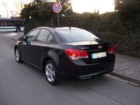 Gebraucht Chevrolet Cruze LS 192 PS (141 kW) 2011 Schwarz metallic Limousine
