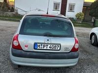 Gebraucht Renault Clio II Authentique 58 PS (42 kW) 2004 Silber Limousine