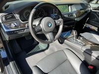 Gebraucht BMW 530 258 PS (189 kW) 2015 Schwarz Kombi