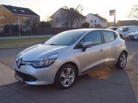 Gebraucht Renault Clio IV Dynamique 120 PS (88 kW) 2014 Silber Limousine
