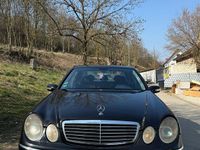 Gebraucht Mercedes E270 177 PS (130 kW) 2004 Schwarz Limousine
