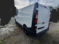 Gebraucht Renault Trafic Komfort 120 PS (88 kW) 2016 Gletscherweiss Van / Kleinbus