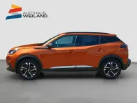 Gebraucht Peugeot e-2008 Allure 100 kW (136 PS) 2022 Lackierung orange fusion/typ aussenverkleidung metalliclackierung SUV