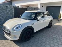 Second-hand Mini Cooper 2018 Alb Hatchback