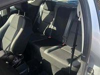 Gebraucht Peugeot 207 74 PS (54 kW) 2011 Grau Kleinwagen