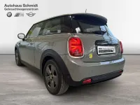 Gebraucht Mini Cooper SE Essential 135 kW (184 PS) 2022 Moonwalk grey Kleinwagen
